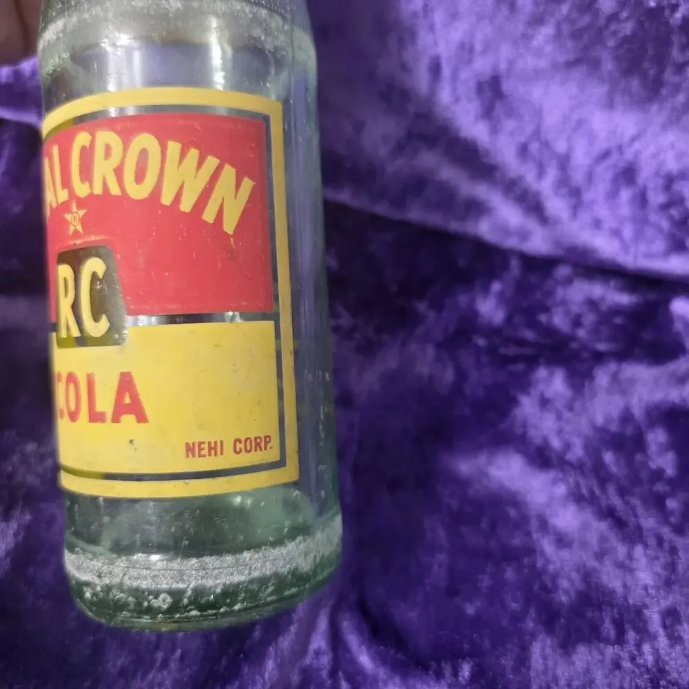 Vintage 1954 Royal Crown RC Cola 10 oz ACL Soda Bottle Owens Illinois Glass
